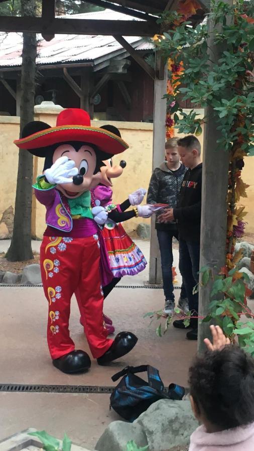 F&B'S Garden 10 Min Disneyland Paris Montry Екстериор снимка